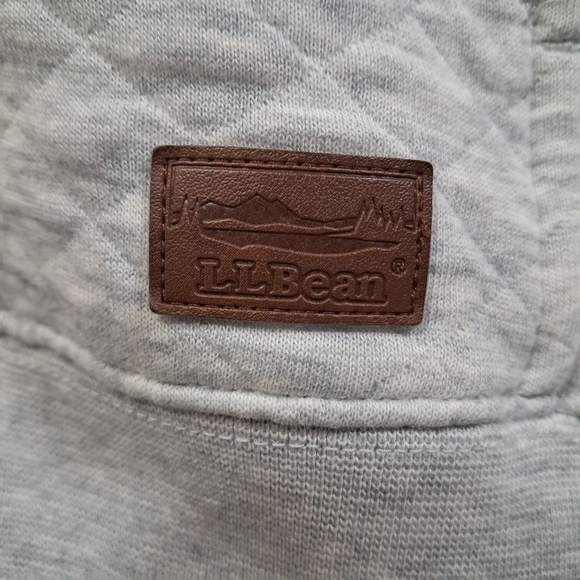L.L. Bean Women's Quilted Full-Zip Sweatshirt Jacket | Light Gray Heather - Picture 10 of 11